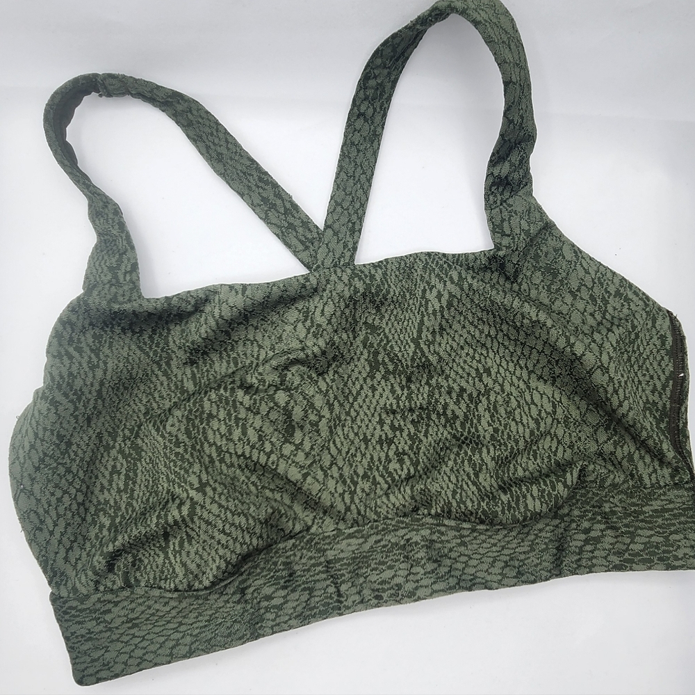 All in Motion Olive Sports Bra Snake Patterned Size L Mesh Lining